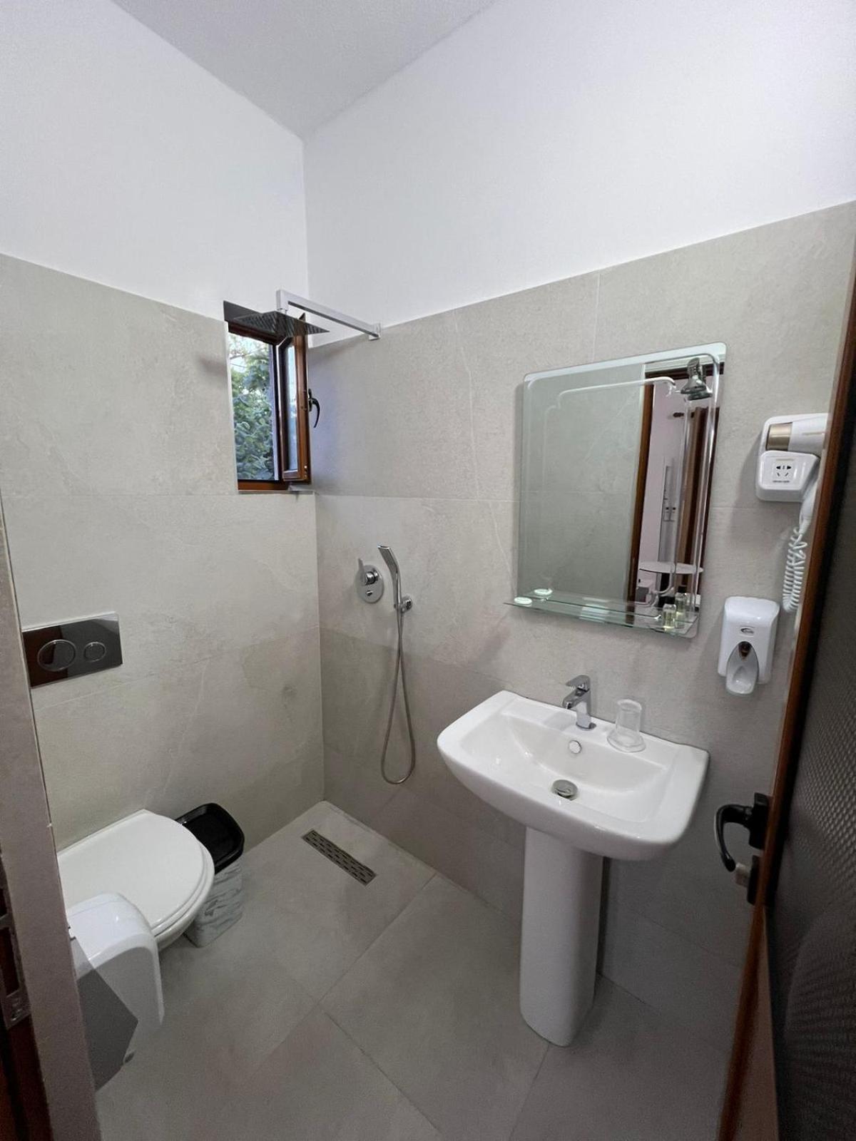 Apartamento Dangolli House Vlorë Exterior foto